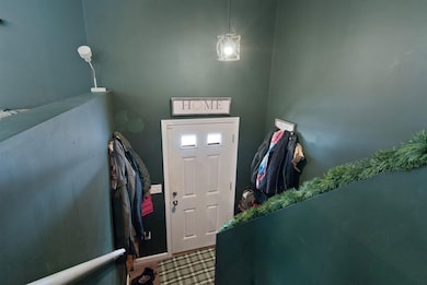 32 Mechanic St, Farmington, NH 03835 - photo 6