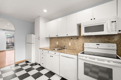 21 Westgate Rd unit 6, West Roxbury, MA 02132 - photo 3