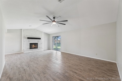 1112 W 20th St, Claremore, OK 74017 - photo 6