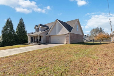 207 Clover Pointe Dr, Somerset, KY 42503 - photo 2