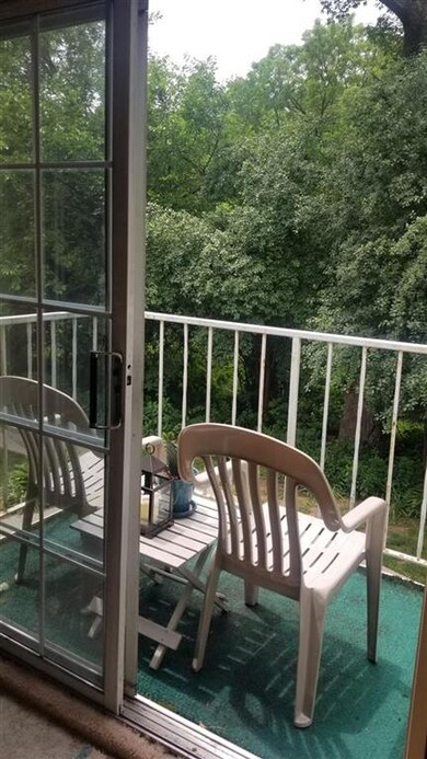 2148 Allen Blvd unit 4, Middleton, WI 53562 - photo 5