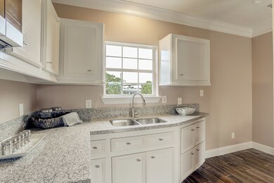 3509 Caplin St, Houston, TX 77026 - photo 5