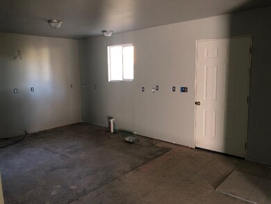 1158 McIntosh 2