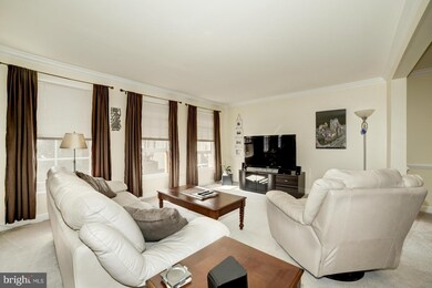 12768 Dogwood Hills Ln, Fairfax, VA 22033 - photo 4