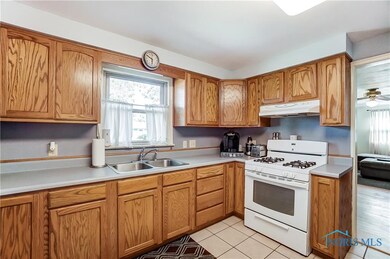 521 Rector Ave, Findlay, OH 45840 - photo 6