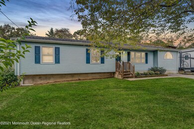 174 Smith Cir, Point Pleasant Boro, NJ 08742 - photo 2