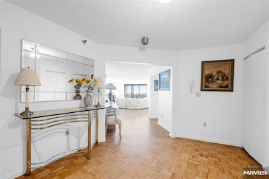 Atrium Palace Condominiums unit 7H, Fort Lee, NJ 07024 - photo 4