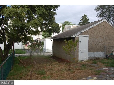 1127 Roosevelt Dr, Havertown, PA 19083 - photo 4