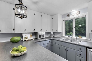 8-web-or-mls-18BowieHill-4