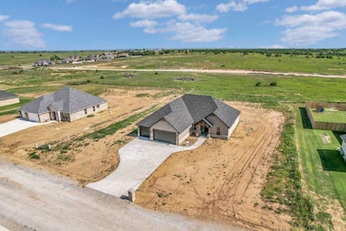 4241 Peak Ln, Elgin, OK 73538 - photo 3