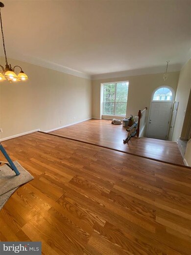 16889 Jed Forest Ln, Woodbridge, VA 22191 - photo 4