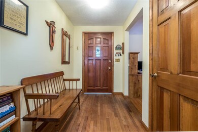 20 Jefferson Dr, Londonderry, NH 03053 - photo 4