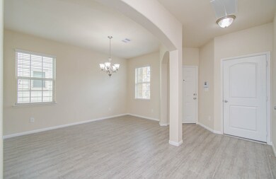 11123 Sun River Falls Dr, Humble, TX 77396 - photo 4