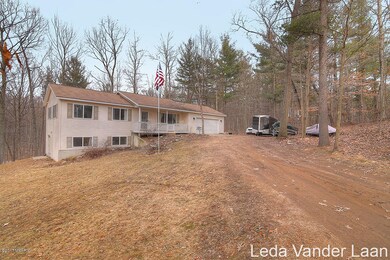 6087 E 92nd St, Newaygo, MI 49337 - photo 2