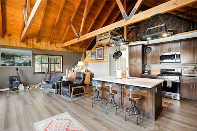 20 Oak Leaf Ln, Running Springs, CA 92382 - photo 5