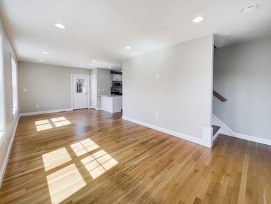 40 Chesterfield St, Hyde Park, MA 02136 - photo 3