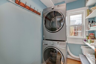 39 S Munroe Terrace unit A, Boston, MA 02122 - photo 7