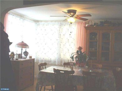 17 Walnut Hill Ln, Havertown, PA 19083 - photo 7