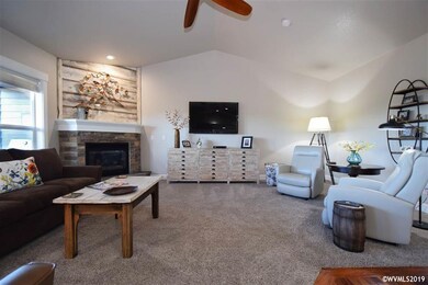 2610 NE Riverstone Loop, Albany, OR 97321 - photo 7