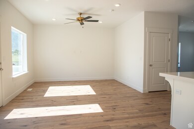 644 N 500 E unit 111, Salem, UT 84653 - photo 2