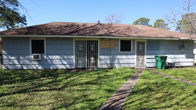 10314 Envoy St, Houston, TX 77016 - photo 5