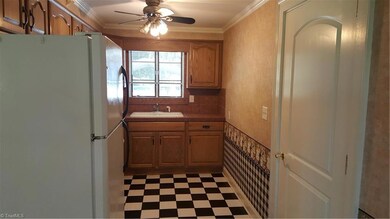 1989 Spero Rd, Asheboro, NC 27205 - photo 6