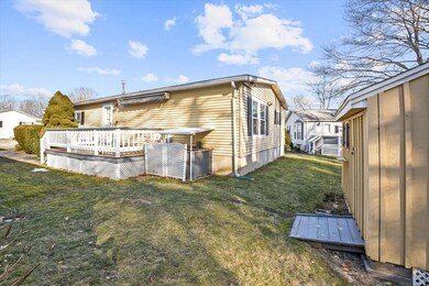 2 Bramble Cir, Rockland, MA 02370 - photo 4