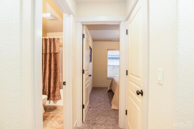 20371 Lois Way, Bend, OR 97702 - photo 4