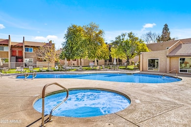 5525 E Thomas Rd unit K16, Phoenix, AZ 85018 - photo 4