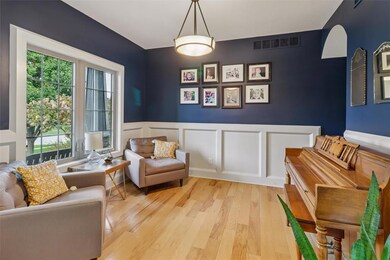 8410 Parkside Cir, West Des Moines, IA 50266 - photo 4