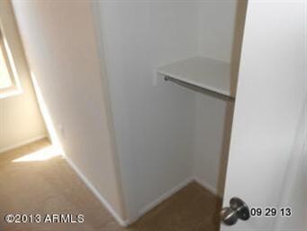 bed 1 closet
