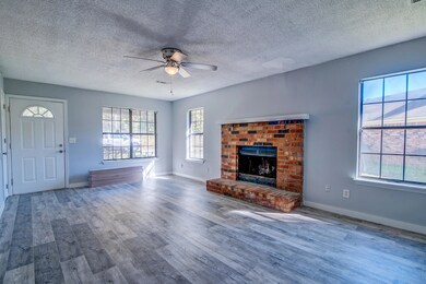 821 Temple Rd-11