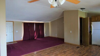 living room/kitchen