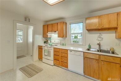 1002 5th St, Mukilteo, WA 98275 - photo 7