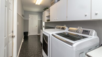 4531 Dawngate Ln, Rolling Meadows, IL 60008 - photo 6