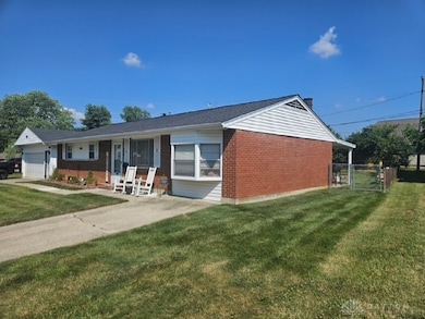 109 Ostend Dr, Brookville, OH 45309 - photo 2