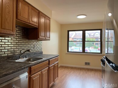 142 Woodbridge Center unit 1201, Woodbridge, NJ 07095 - photo 6