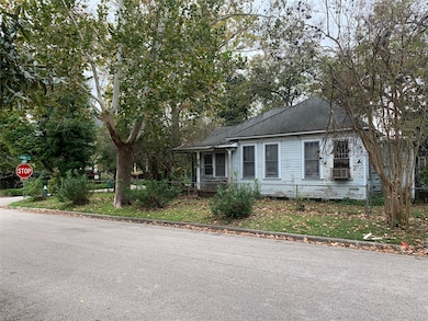 231 E 26th St, Houston, TX 77008 - photo 3