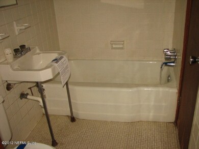 1472 Alecia Dr, Jacksonville, FL 32205 - photo 6