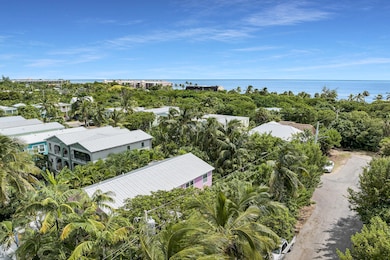 1301 Atlantic Dr, Key West, FL 33040 - photo 2