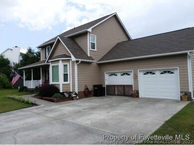 TRUE TWO CAR GARAGE!!