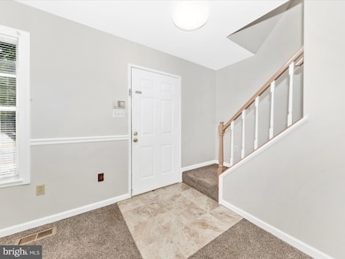 108 Bowsprit Ct, Gaithersburg, MD 20877 - photo 2