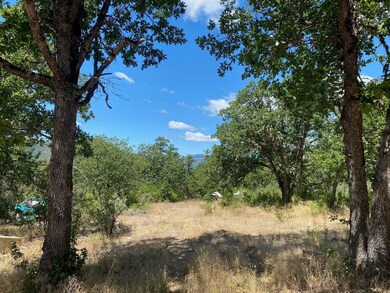 11400 Blackwell Rd, Central Point, OR 97502 - photo 3