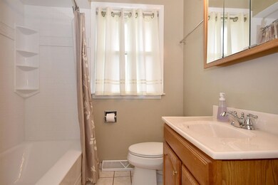 4509 Hirschberg Ave, Schiller Park, IL 60176 - photo 5