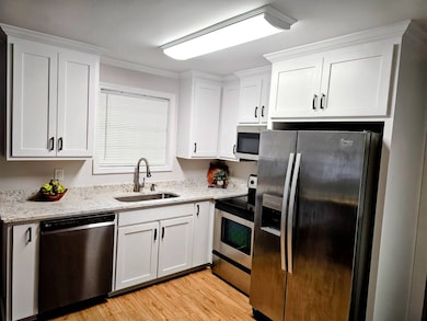 1610 Starlite Dr, Denham Springs, LA 70726 - photo 2