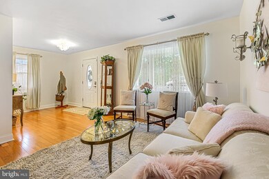 1549 S Rolling Rd, Halethorpe, MD 21227 - photo 7