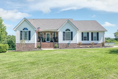 1036 Circle Dr, Jamestown, TN 38556 - photo 2