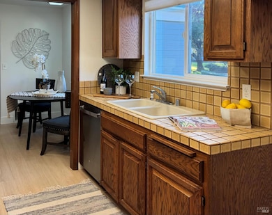 9188 Lakewood Dr, Windsor, CA 95492 - photo 6