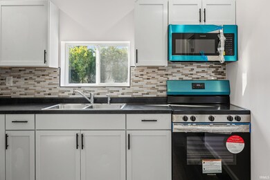 302 W Freeman St, Frankfort, IN 46041 - photo 6