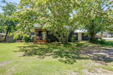 124 Oakridge Dr, Weatherford, TX 76086 - photo 3